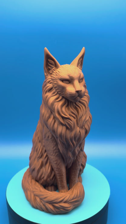 Maine Coon Cat Statue